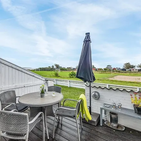 Tofan - 100m To The Fjord By Interhome